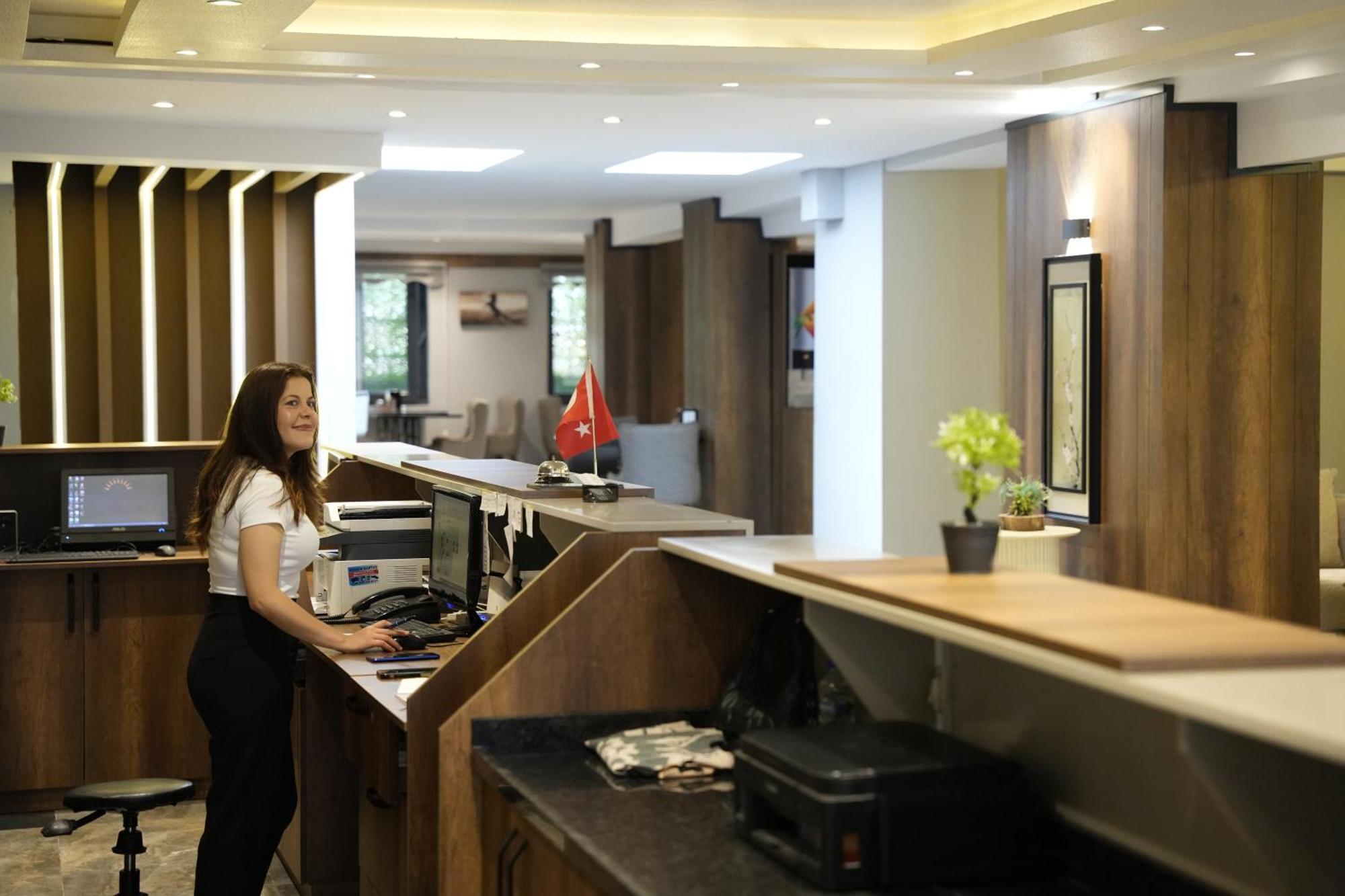 Eniza Hotel Мерсин Экстерьер фото